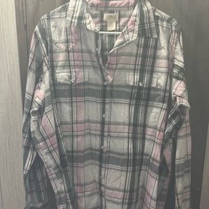 *️⃣ Final Price*️⃣ Wrangler long sleeve shirt